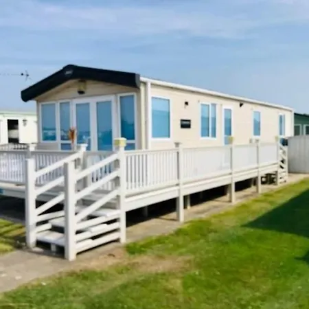Cosy Caravans Meadow View Chapel Saint Leonards Exterior photo