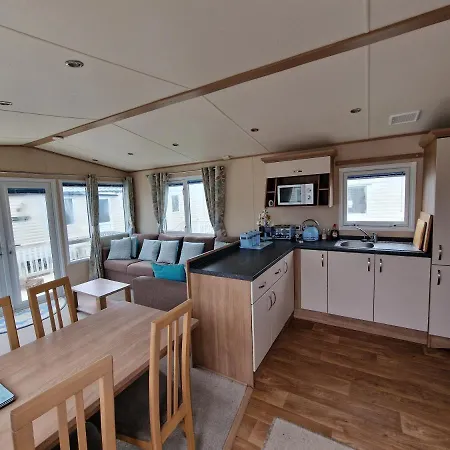 Cosy Caravans Meadow View Chapel Saint Leonards Exterior photo