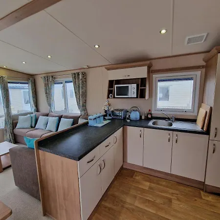 Cosy Caravans Meadow View Chapel Saint Leonards Exterior photo