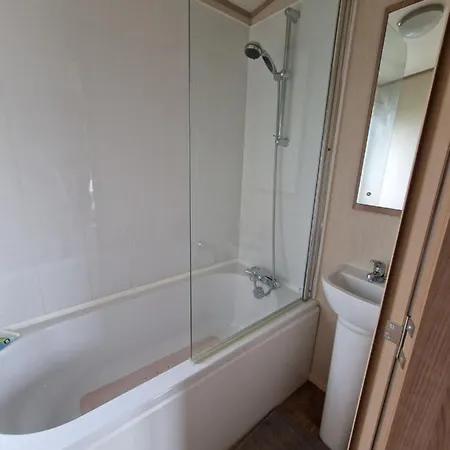 Cosy Caravans Meadow View Chapel Saint Leonards Exterior photo