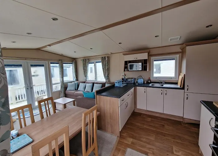 Cosy Caravans Meadow View