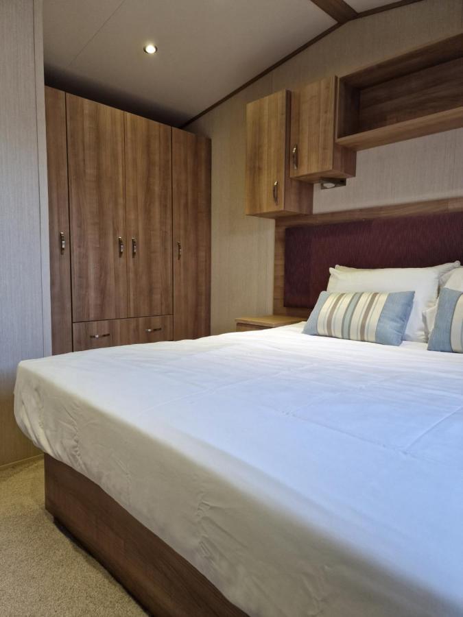 Holiday home Cosy Caravans Meadow View Chapel Saint Leonards